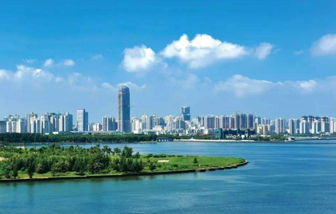 ?？趪腋咝聟^(qū)不斷突破 讓更多“海南制造”走向國際舞臺(tái)